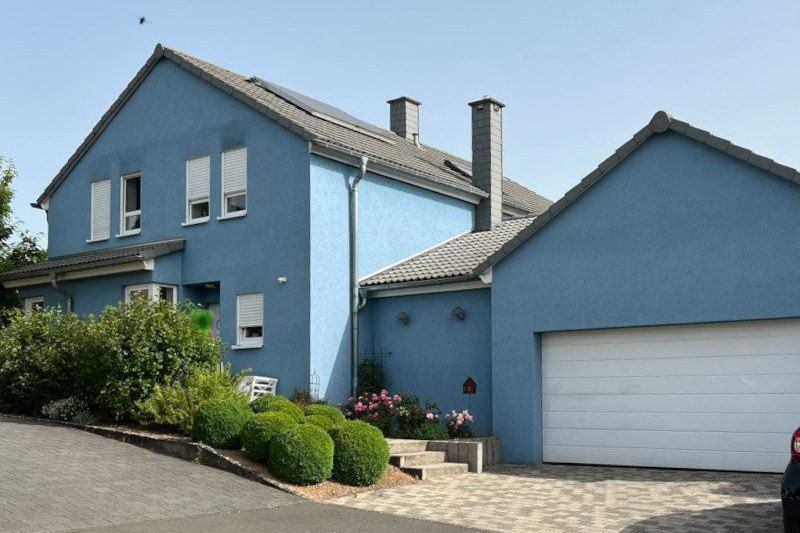 Einfamilienhaus in Bettingen vor der Fassadenreinigung